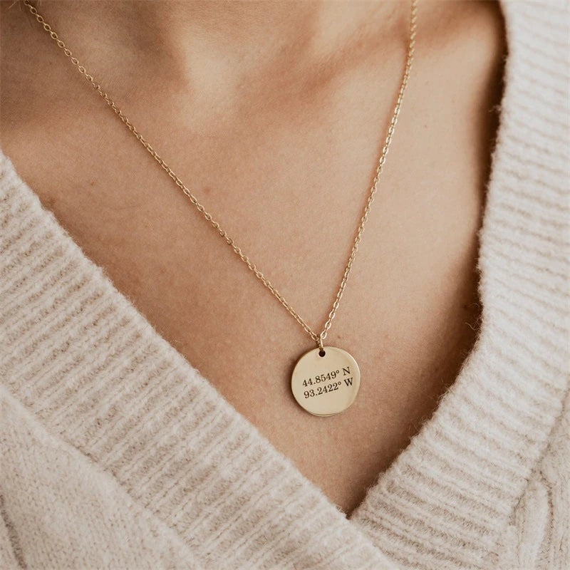 Personalisierte Kette mit Gravurplättchen