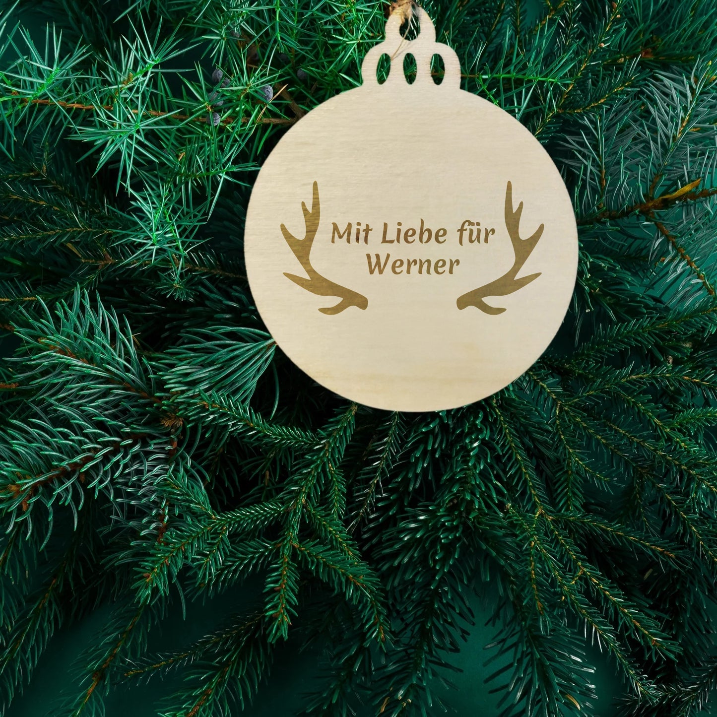 Personalisierte Weihnachtskugel aus Holz